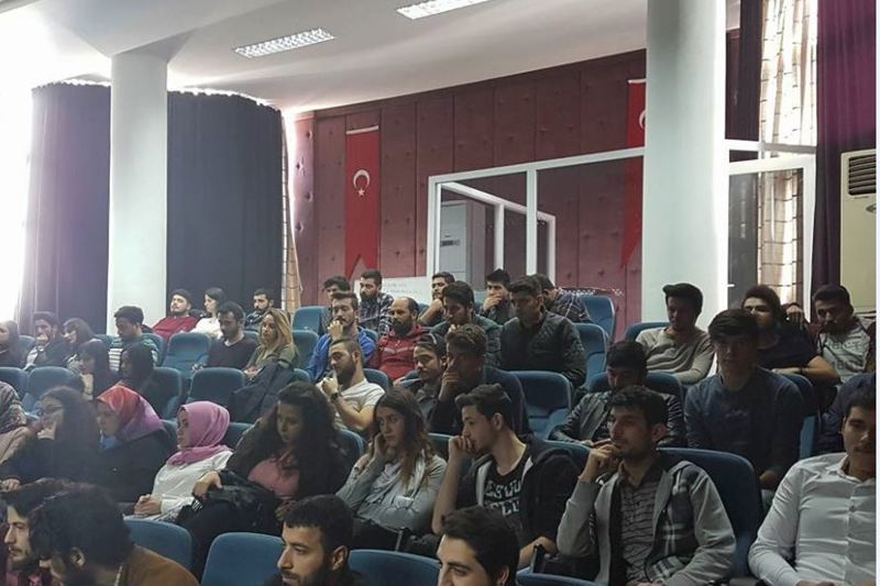 ALKÜ’DE GİRİŞİMCİLİK VE LİDERLİK SEMİNERİ