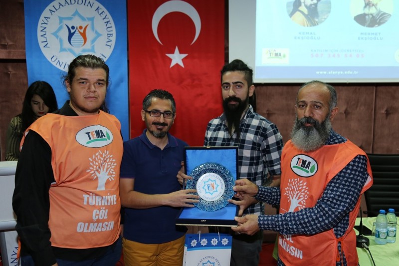 GENÇ TEMA KULÜBÜ ETKİNLİKLERİNE KALDIĞI YERDEN DEVAM EDİYOR.