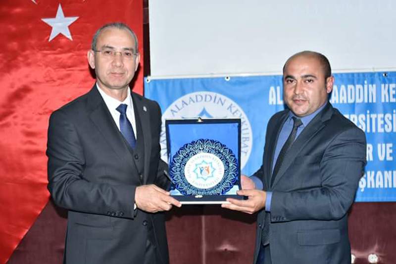 ALKÜ’DE BİR DAVA ADAMI MEHMET AKİF ERSOY ANILDI...